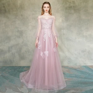 Elegante Blozen Roze Avondjurken 2019 A Lijn Uit De Schouder Doorzichtige Gezwollen Lange Mouwen Appliques Kant Bloem Kralen Sweep Trein Ruche Ruglooze Gelegenheid Jurken
