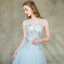 Élégant Bleu Ciel Transparentes Robe De Soirée 2019 Princesse Encolure Dégagée Sans Manches Appliques En Dentelle Plumes Perlage Perle Train De Balayage Volants Dos Nu Robe De Ceremonie