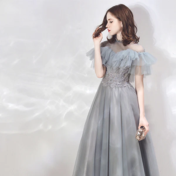 Vintage / Originale Élégant Gris Transparentes Robe De Soirée 2019 Princesse Col Haut Manches Courtes Appliques En Dentelle Perlage Longue Volants Dos Nu Robe De Ceremonie