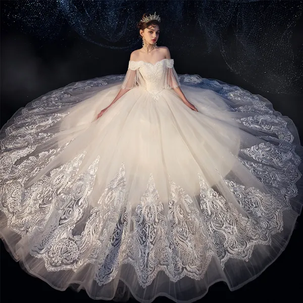 Best Ivory Outdoor Garden Wedding Dresses 2019 Ball Gown Off The Shoulder Bell sleeves Backless Beading