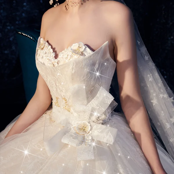 Elegant Elfenben Hage / utendørs Brudekjoler 2019 Ballkjole Kjæreste Uten Ermer Ryggløse Appliques Blonder Perle Glitter Tyll Lange Buste