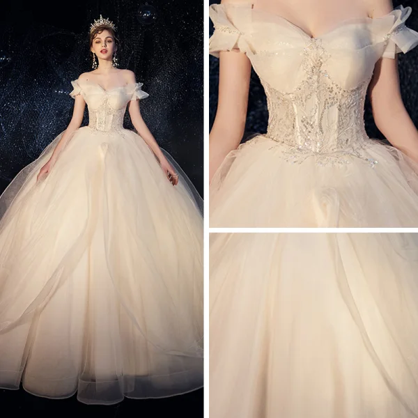 Elegante Ivory / Creme Garten / Im Freien Brautkleider / Hochzeitskleider 2019 Prinzessin Off Shoulder Kurze Ärmel Rückenfreies Pailletten Perlenstickerei Lange Rüschen