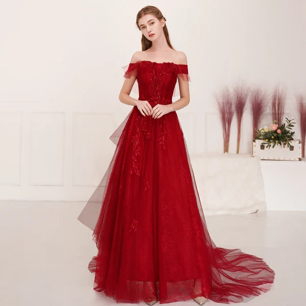 Élégant Bordeaux Robe De Soirée 2019 Princesse De l'épaule Manches Courtes Appliques En Dentelle Paillettes Train De Balayage Volants Dos Nu Robe De Ceremonie