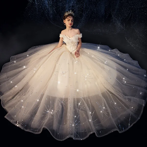 Schöne Ivory / Creme Brautkleider / Hochzeitskleider 2019 A Linie Off Shoulder Kurze Ärmel Rückenfreies Applikationen Spitze Perlenstickerei Glanz Pailletten Lange Rüschen