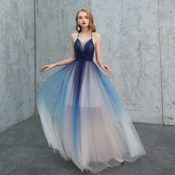 Seksowne Królewski Niebieski Gradient-Kolorów Lato Sukienki Wieczorowe 2019 Princessa Posiadacz Bez Rękawów Długie Wzburzyć Bez Pleców Sukienki Wizytowe