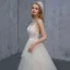 Erschwinglich Champagner Sommer Strand Brautkleider / Hochzeitskleider 2019 A Linie Spaghettiträger Ärmellos Rückenfreies Applikationen Spitze Sweep / Pinsel Zug Fallende Rüsche