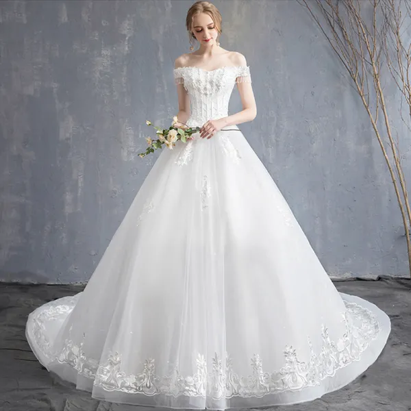 Affordable Ivory Wedding Dresses 2019 A-Line / Princess Off-The-Shoulder Short Sleeve Backless Appliques Lace Beading Tassel Chapel Train Ruffle
