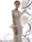 Charmant Champagne Transparentes Robe De Mariée 2019 Trompette / Sirène Encolure Dégagée Manches de cloche Appliques En Dentelle Glitter Fait main Perlage Chapel Train Volants