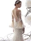 Charmant Champagne Transparentes Robe De Mariée 2019 Trompette / Sirène Encolure Dégagée Manches de cloche Appliques En Dentelle Glitter Fait main Perlage Chapel Train Volants