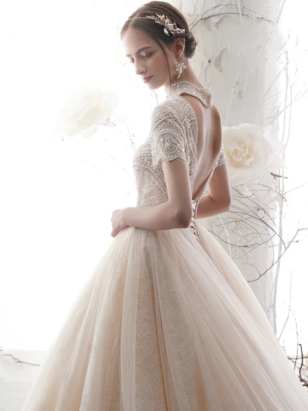 Vintage / Retro Champagne Wedding Dresses 2019 A-Line / Princess High Neck Short Sleeve Backless Heart-shaped Handmade  Beading Chapel Train Ruffle