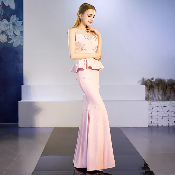 Chic / Beautiful Blushing Pink See-through Evening Dresses 2019 Trumpet / Mermaid Scoop Neck Sleeveless Appliques Flower Beading Floor-Length / Long Ruffle Formal Dresses