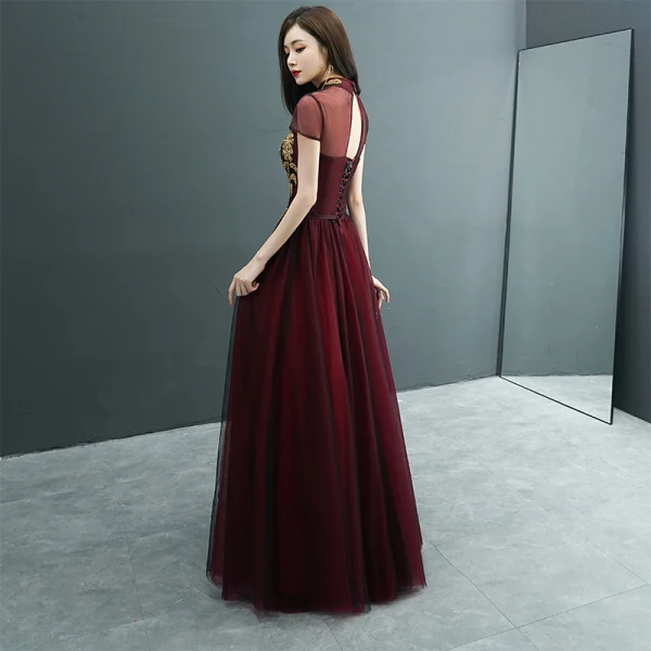 Style Chinois Bordeaux Transparentes Robe De Soirée 2019 Princesse Col Haut Manches Courtes Perlage Longue Volants Dos Nu Robe De Ceremonie