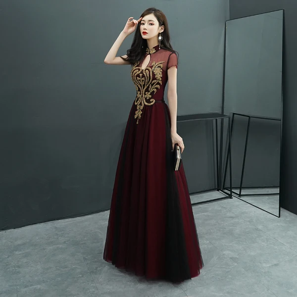 Style Chinois Bordeaux Transparentes Robe De Soirée 2019 Princesse Col Haut Manches Courtes Perlage Longue Volants Dos Nu Robe De Ceremonie