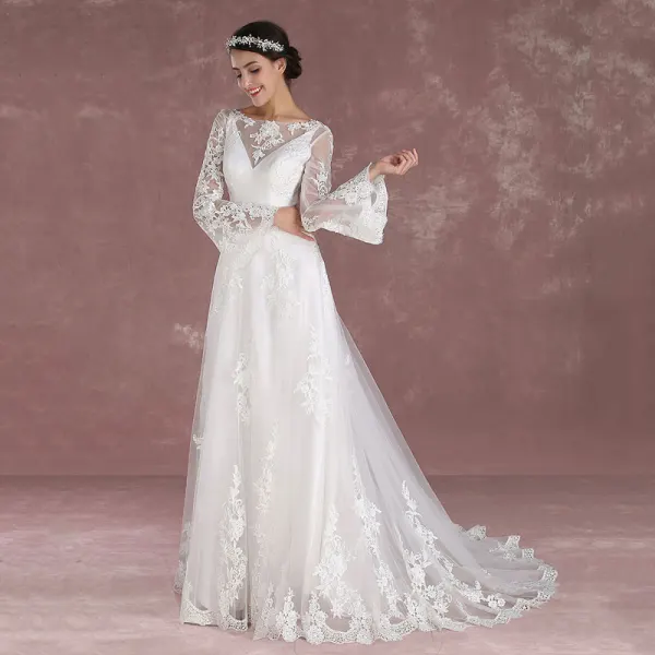 Chic / Belle Blanche Robe De Mariée 2018 Princesse Encolure Carrée Manches Longues Dos Nu Appliques En Dentelle Train De Balayage