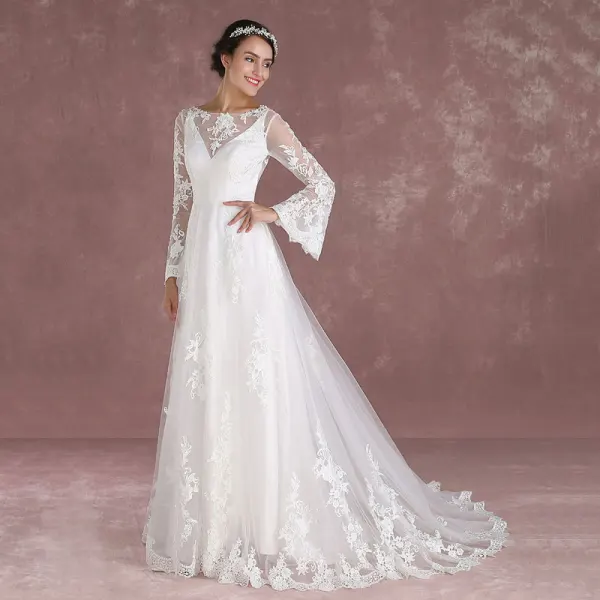 Chic / Belle Blanche Robe De Mariée 2018 Princesse Encolure Carrée Manches Longues Dos Nu Appliques En Dentelle Train De Balayage
