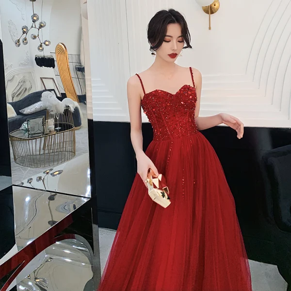 Luxury / Gorgeous Burgundy Prom Dresses 2019 A-Line / Princess Spaghetti Straps Sleeveless Beading Floor-Length / Long Ruffle Backless Formal Dresses