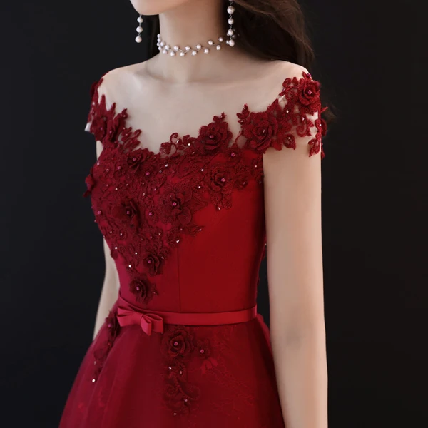Chic / Belle Bordeaux Transparentes Robe De Soirée 2019 Princesse Encolure Dégagée Sans Manches Appliques Fleur Faux Diamant Noeud Ceinture Longue Volants Dos Nu Robe De Ceremonie