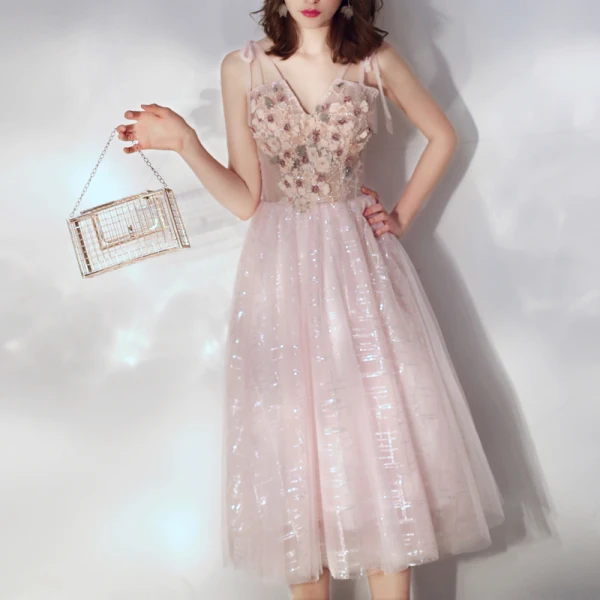 Chic / Beautiful Blushing Pink Homecoming Graduation Dresses 2019 A-Line / Princess Spaghetti Straps Short Sleeve Appliques Flower Pearl Glitter Tulle Tea-length Ruffle Backless Formal Dresses