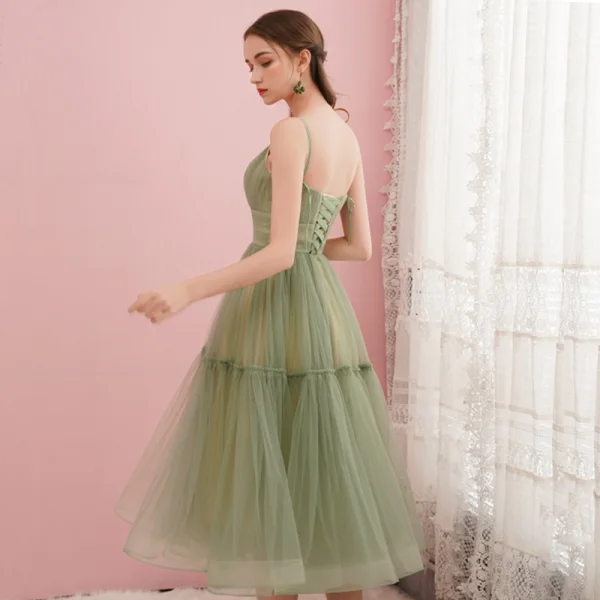 Modest / Simple Sage Green Homecoming Graduation Dresses 2019 A-Line /  Princess Spaghetti Straps Sleeveless Tea-length