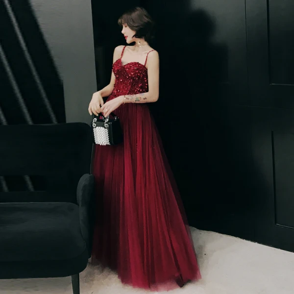 Chic / Beautiful Burgundy Evening Dresses  2019 A-Line / Princess Spaghetti Straps Sleeveless Beading Glitter Sequins Floor-Length / Long Ruffle Backless Formal Dresses