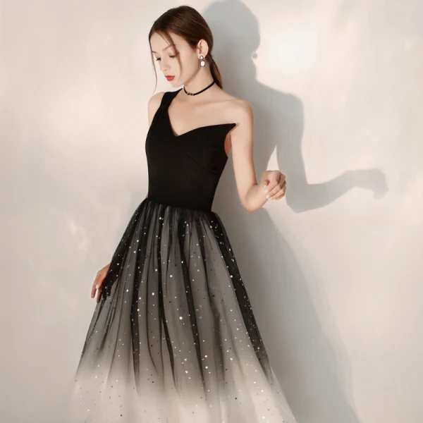 Modern / Fashion Black Gradient-Color Homecoming Graduation Dresses 2019 A-Line / Princess One-Shoulder Sleeveless Glitter Tulle Tea-length Ruffle Backless Formal Dresses