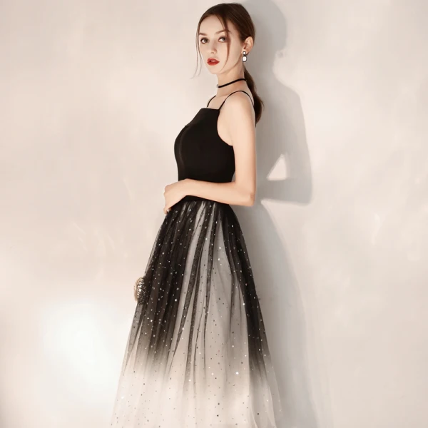 Unique Noire Dégradé De Couleur de retour Robe De Graduation 2019 Princesse Bretelles Spaghetti Une épaule Noeud Glitter Tulle Thé Longueur Volants Dos Nu Robe De Ceremonie