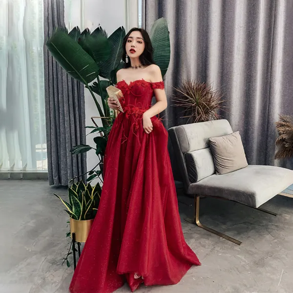 Classy Burgundy Evening Dresses  2019 A-Line / Princess Off-The-Shoulder Short Sleeve Appliques Lace Feather Glitter Tulle Floor-Length / Long Ruffle Backless Formal Dresses