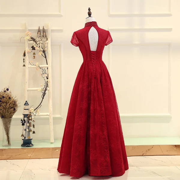 Chinese style Burgundy Evening Dresses 2019 A-Line / Princess High Neck Short Sleeve Crystal Beading Floor-Length / Long Ruffle Backless Formal Dresses