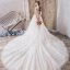 Élégant Ivoire Transparentes Robe De Mariée 2019 Princesse Encolure Dégagée Manches Courtes Perlage Gland Appliques En Dentelle Cathedral Train Volants