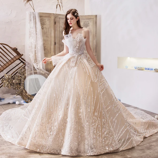 Bling Bling Champagne Brudekjoler 2019 Prinsesse Fantastiske / Unike Kjæreste Uten Ermer Ryggløse Glitter Tyll Royal Train Buste