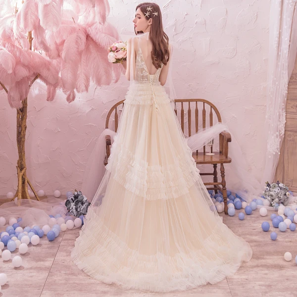 Romantic Outdoor / Garden Summer Champagne Wedding Dresses 2019 A-Line / Princess Spaghetti Straps Sleeveless Backless Appliques Lace Beading Sweep Train Ruffle