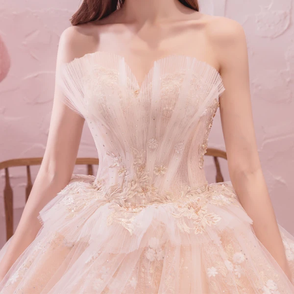 Romantisk Champagne Brudekjoler 2019 Ballkjole Kjæreste Uten Ermer Ryggløse Appliques Blonder Beading Rhinestone Glitter Tyll Cathedral Train Buste