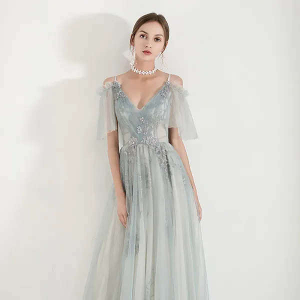 Élégant Vert Robe De Soirée 2019 Princesse Bretelles Spaghetti Appliques En Dentelle Perlage Longue Volants Dos Nu Robe De Ceremonie