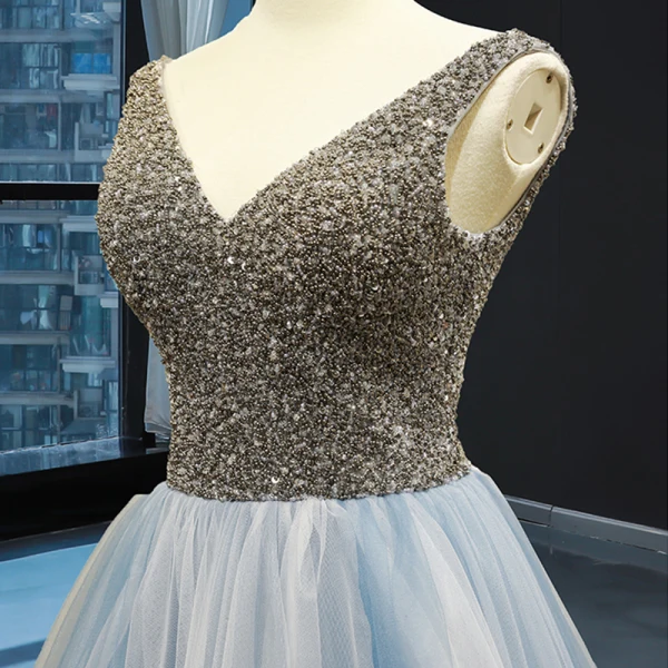 Luxe Bleu Ciel Robe De Soirée 2019 Princesse V-Cou Sans Manches Fait main Perlage Longue Volants Dos Nu Robe De Ceremonie