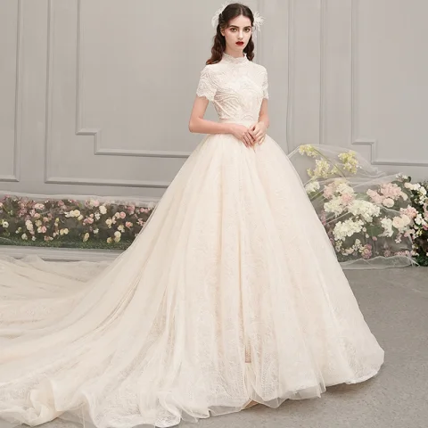 Vintage Champán Vestidos De Novia 2019 A-Line / Princess Cuello Alto Manga Corta Sin Espalda Rebordear Perla Cinturón Cathedral Train Ruffle