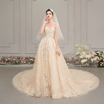 Eleganta Champagne Bröllopsklänningar 2019 Prinsessa Spaghettiband Ärmlös Halterneck Glittriga Glitter Appliqués Spets Pärla Beading Chapel Train Ruffle