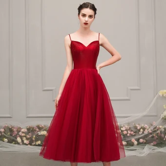 Chic Belle Rouge De Retour Robe De Graduation 2019 Princesse Bretelles Spaghetti Sans Manches Perlage Thé Longueur Volants Dos Nu Robe De Ceremonie