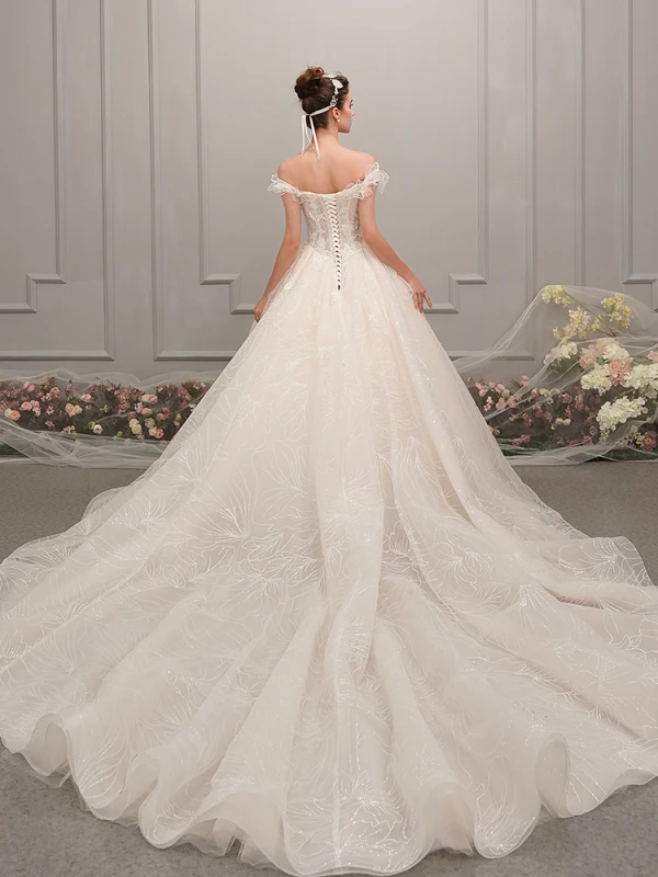 Élégant Champagne Robe De Mariée 2019 Princesse De l'épaule Manches Courtes Dos Nu Perlage Appliques En Dentelle Glitter Tulle Cathedral Train Volants