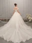 Élégant Champagne Robe De Mariée 2019 Princesse De l'épaule Manches Courtes Dos Nu Perlage Appliques En Dentelle Glitter Tulle Cathedral Train Volants