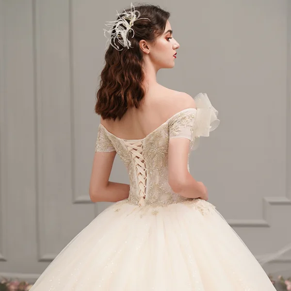 Chic / Beautiful Champagne Outdoor / Garden Wedding Dresses 2019 Ball Gown Amazing / Unique Off-The-Shoulder Short Sleeve Backless Beading Glitter Tulle Floor-Length / Long Ruffle