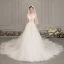 Élégant Ivoire Robe De Mariée 2019 Princesse Col v profond Sans Manches Dos Nu Appliques En Dentelle Perlage Cathedral Train Volants