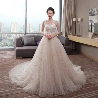 Hermoso Champán Vestidos De Novia 2019 Empire Spaghetti Straps Sin Mangas Sin Espalda Apliques Con Encaje Rebordear Perla Glitter Tul Chapel Train Ruffle