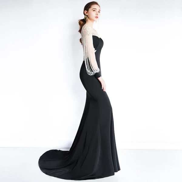 Luxe Noire Transparentes Robe De Soirée 2019 Trompette / Sirène Encolure Dégagée Manches Longues Perlage Gland Train De Balayage Robe De Ceremonie