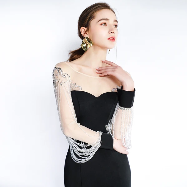 Luxe Noire Transparentes Robe De Soirée 2019 Trompette / Sirène Encolure Dégagée Manches Longues Perlage Gland Train De Balayage Robe De Ceremonie