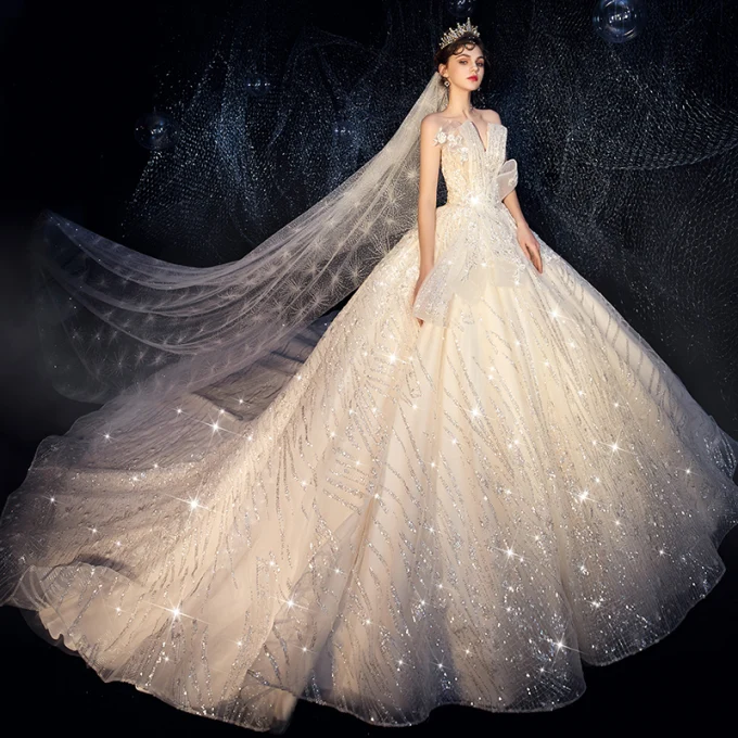 Bling Bling Champagne Brudekjoler 2019 Ballkjole Kjæreste Uten Ermer Ryggløse Appliques Blonder Glitter Paljetter Tyll Chapel Train Buste