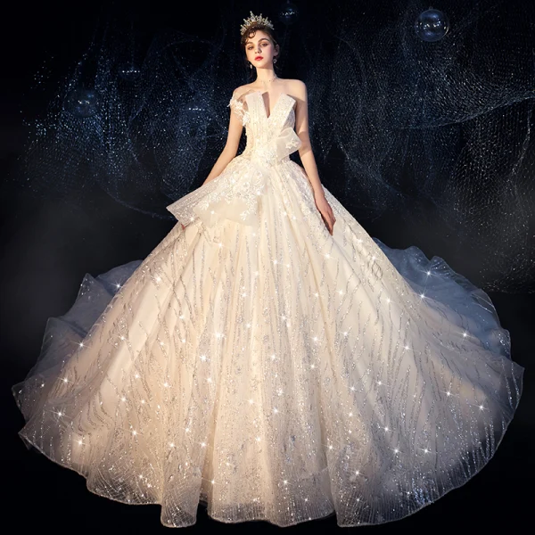 Bling Bling Champagne Brudekjoler 2019 Ballkjole Kjæreste Uten Ermer Ryggløse Appliques Blonder Glitter Paljetter Tyll Chapel Train Buste
