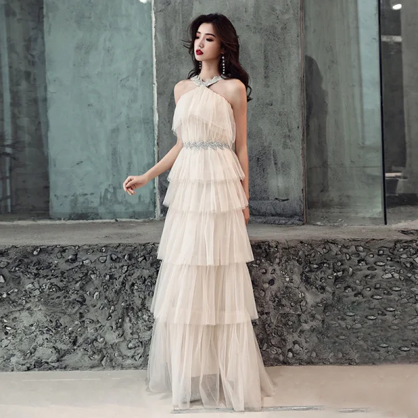 Chic / Belle Champagne Robe De Soirée 2019 Princesse Sans Manches Faux Diamant Ceinture Longue Volants en Cascade Dos Nu Robe De Ceremonie