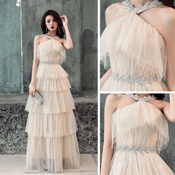 Chic / Belle Champagne Robe De Soirée 2019 Princesse Sans Manches Faux Diamant Ceinture Longue Volants en Cascade Dos Nu Robe De Ceremonie