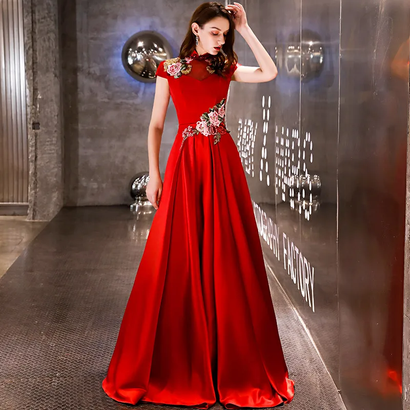 Chinese Style Affordable Red Satin Evening Dresses 2019 A Line Princess  High Neck Sleeveless Embroidered Flower Beading Floor Length Long Ruffle  Backless Formal Dresses