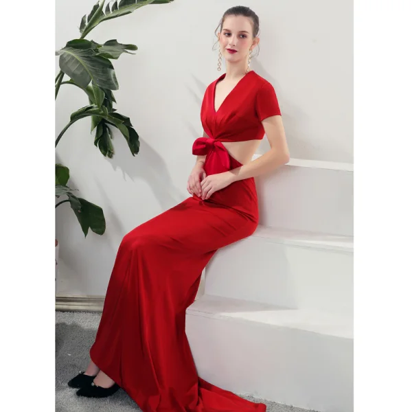 Modern / Fashion Red Evening Dresses 2019 Trumpet / Mermaid V-Neck Short Sleeve Bow Sweep Train Backless Formal Dresses